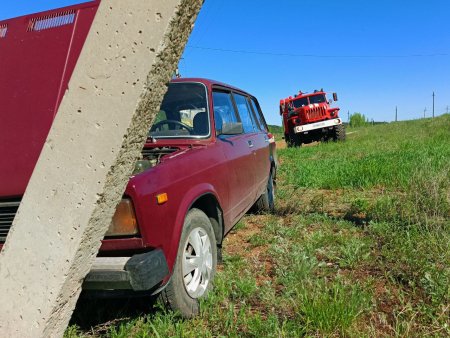 Пожарные-спасатели отработали алгоритм действий при ликвидации ДТП с пострадавшим